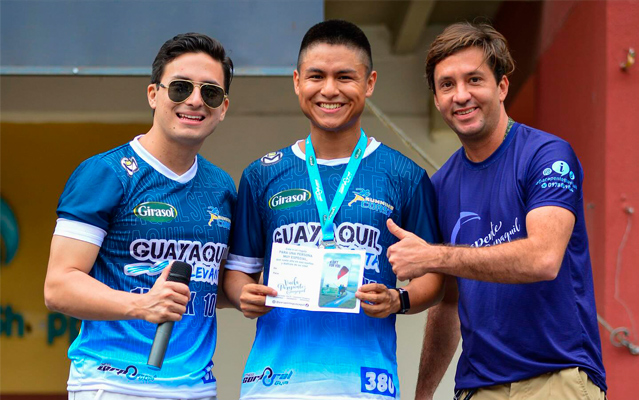 Galería deportes Stratus